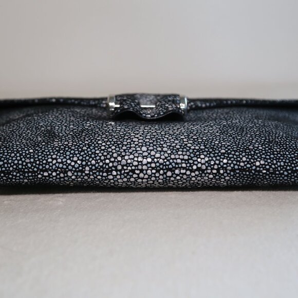 90s PANTERA made in Mexico Goat leather stingray print calf suede lining CLUTCH - Picture 3 of 8